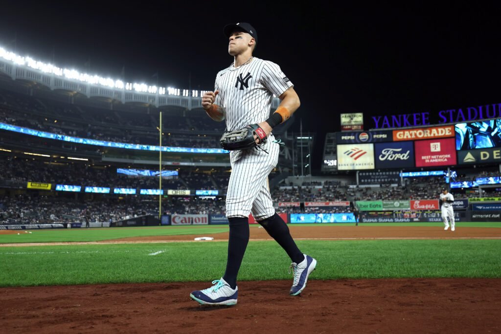 10 camisetas más vendidas en la temporada 2025 de MLB 2 chicago white sox v new york yankees 2