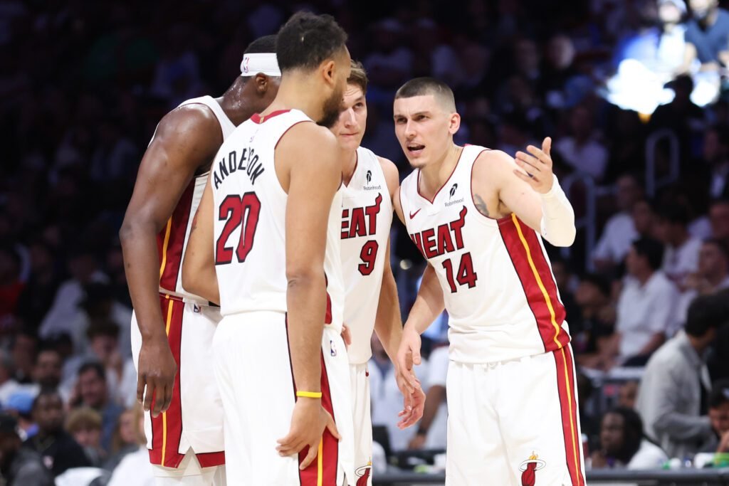 Miami Heat pierde a su máximo anotador para el inicio de la temporada 2 Miami Heat