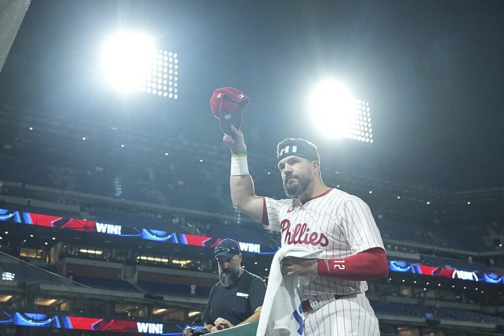 Kyle Schwarber alcanza los 50 jonrones y acecha a Ohtani por el MVP de la Nacional 1 Kyle Schwarber
