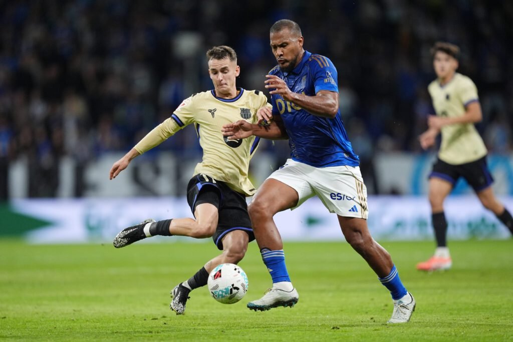 Barcelona vence 1-3 al Real Oviedo de Salomón Rondón 2 Barcelona