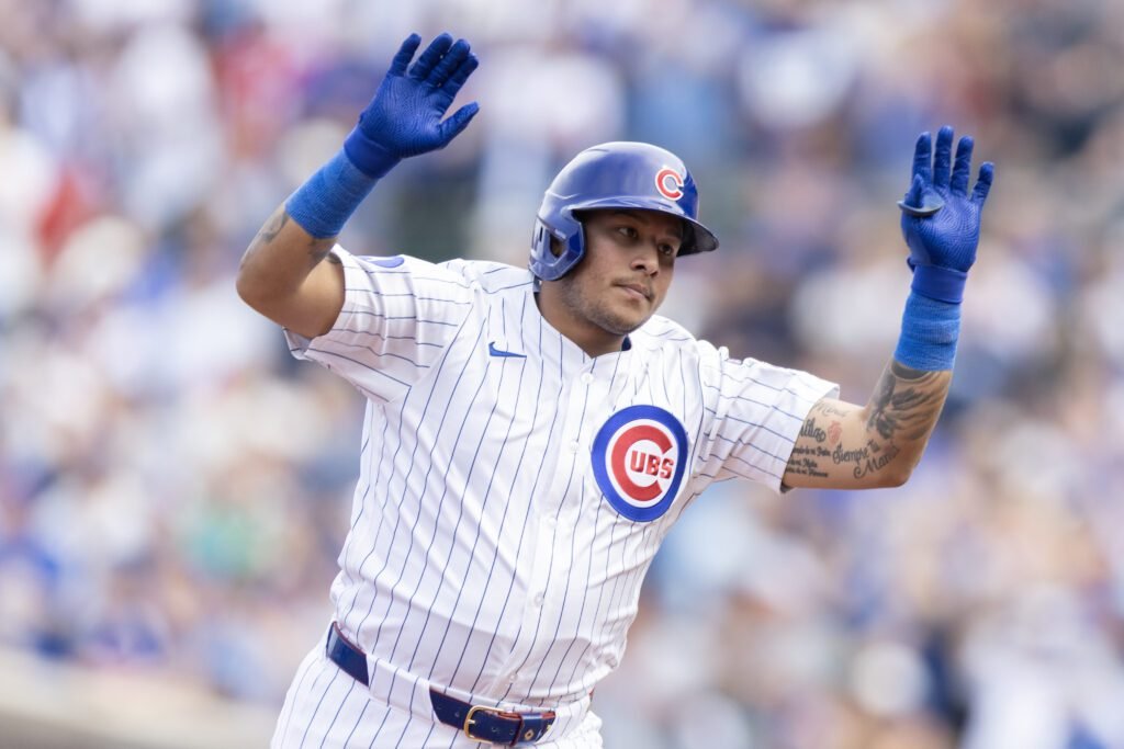 Moisés Ballesteros abre su cuenta jonronera en MLB 10 Moisés Ballesteros