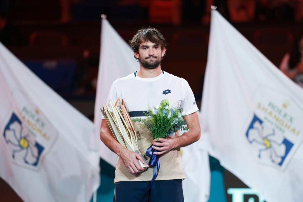 Valentin Vacherot: El tenista desconocido que eliminó a Djokovic y llegó a la gloria en Shanghái 2 Vacherot