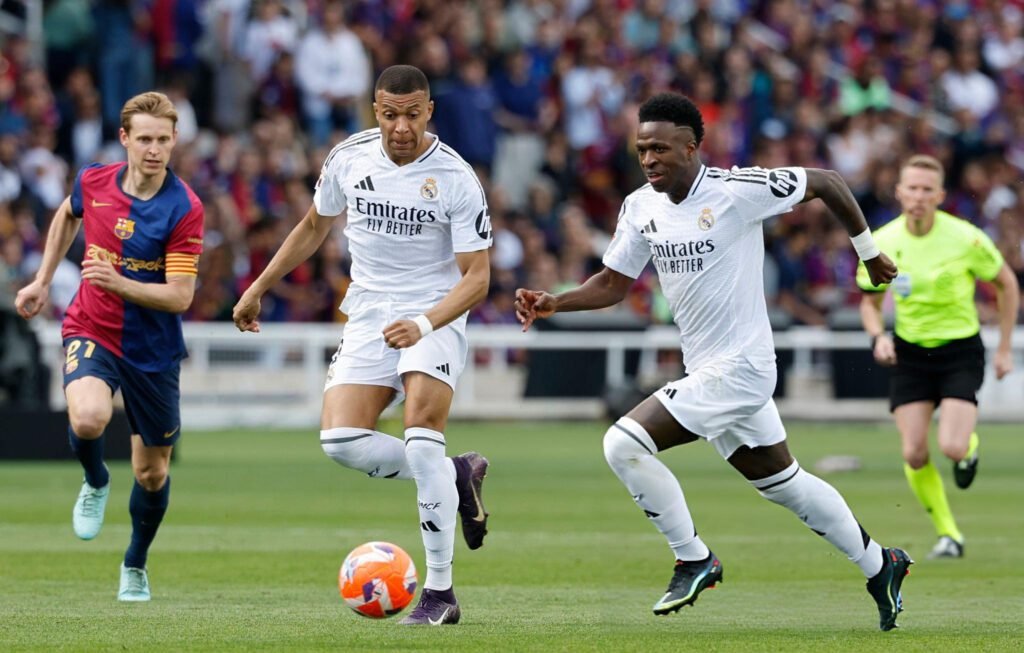 Previa El Clásico: Real Madrid vs Barcelona, batalla por la cima de La Liga 3 Mbappé y Vinícius.