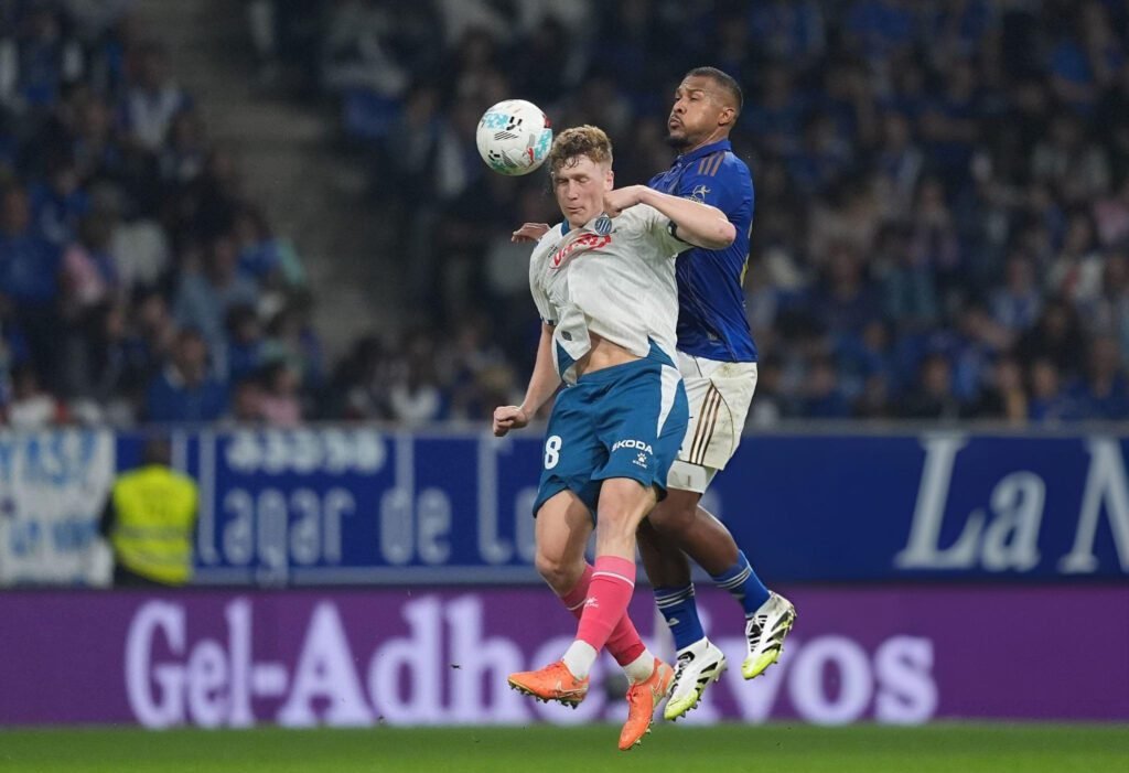 El Oviedo de Rondón no levanta cabeza en La Liga: sumó su 7ma derrota del año 1 Salomón Rondón jugó 65 minutos en la derrota del Oviedo ante el Espanyol.