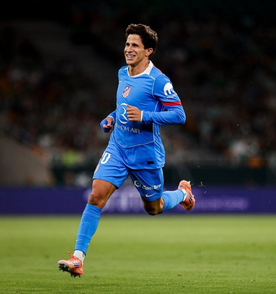 Giuliano marca el camino desde el inicio para la victoria del Atlético 8 Screenshot 20251027 215947 com.twitter.android edit 3186962650034