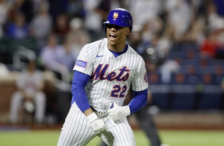 Juan Soto #22 of the Mets de Nueva York - Premio Juan Marichal