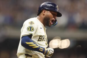 Jackson Chourio #11 of the Cerveceros de Milwaukee