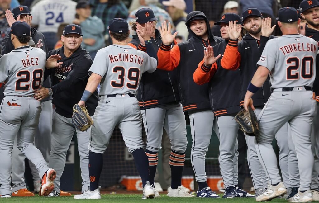 Tigres superó en extra innings a Marineros y se lleva el Juego 1 de la Serie Divisional 1 Tigres de Detroit