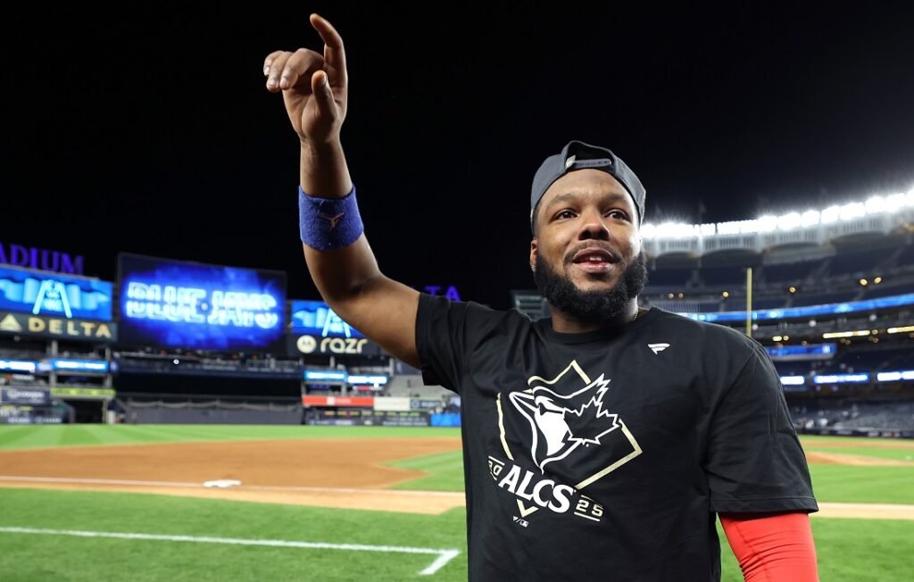 Vladimir Guerrero Jr se volvió "exterminador" de Yankees en el 2025 2 Vladimir Guerrero Jr