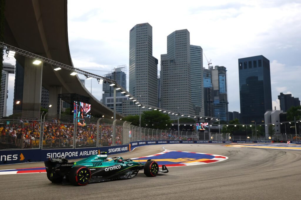 Alonso y Piastri dominan las prácticas libres del GP de Singapur 2025 1 f1 grand prix of singapore practice