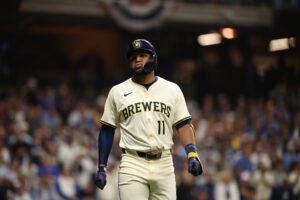 Jackson Chourio #11 of the Cerveceros de Milwaukee