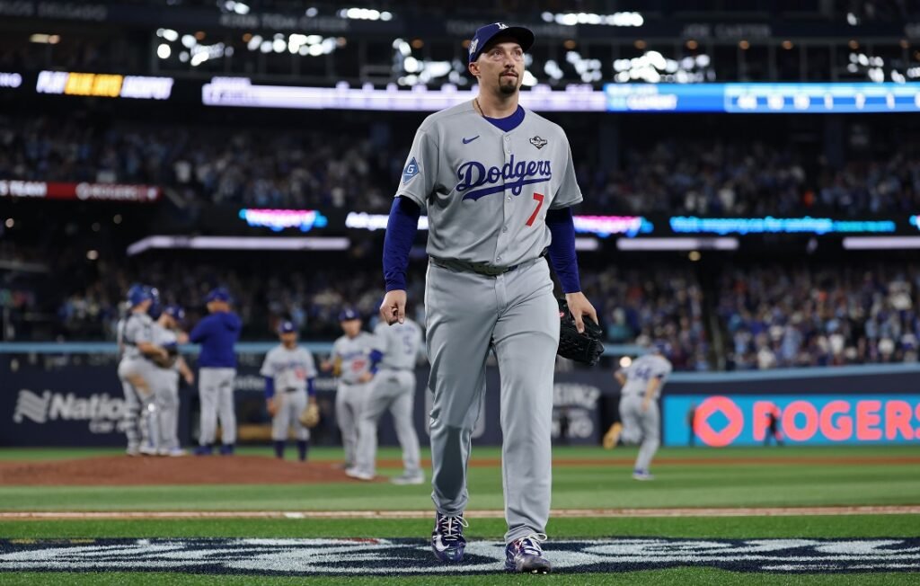 Azulejos se ampara en su ofensiva y gana su primer partido en Serie Mundial desde 1993 3 Azulejos de Toronto