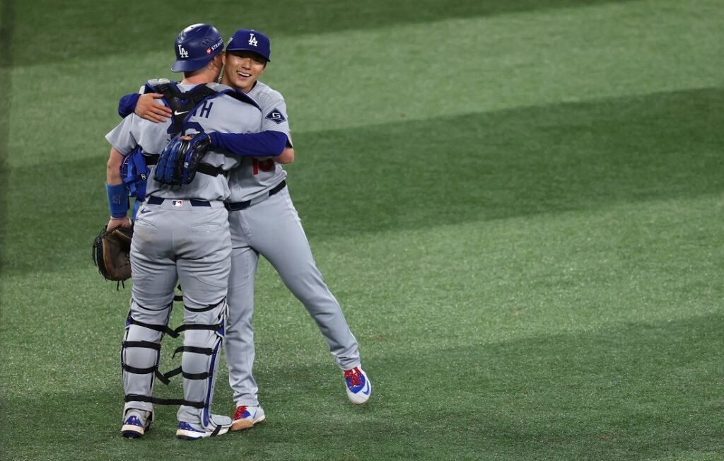 Yamamoto se lució con otro juego completo y Dodgers nivelan la Serie Mundial 3 Yoshinobu Yamamoto