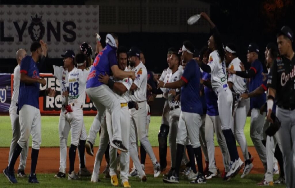 LVBP: Tigres regresan a la cima con su tercer triunfo consecutivo 1 Tigres