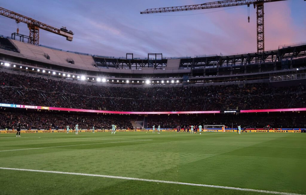 Barcelona 4-0 Athletic Club: fiesta inolvidable en el Camp Nou 1 El Camp Nou continúa en construcción.