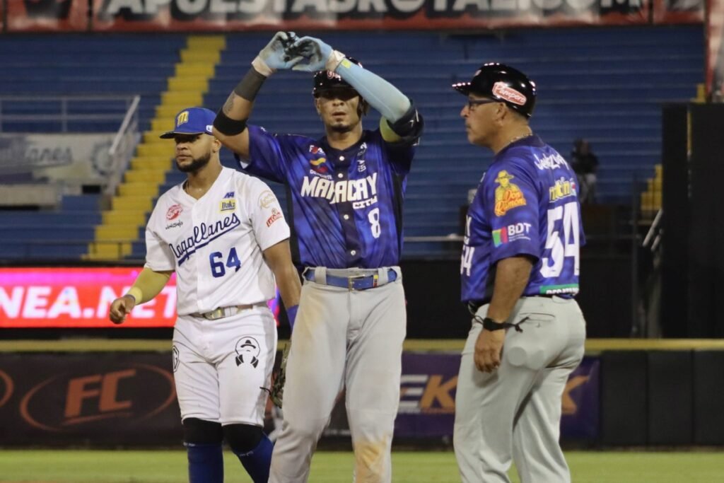 Gorkys Hernández aumenta su racha de hits a 20 juegos y escribe historia con Tigres de Aragua 9 Gorkys Hernández