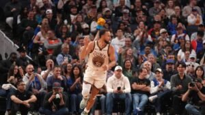 Los Warriors vuelven a encontrarse con la victoria luego de arrasar a los Utah Jazz 134-117.