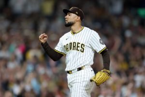 Azulejos de Toronto interesados en Edwin Díaz y Robert Suárez