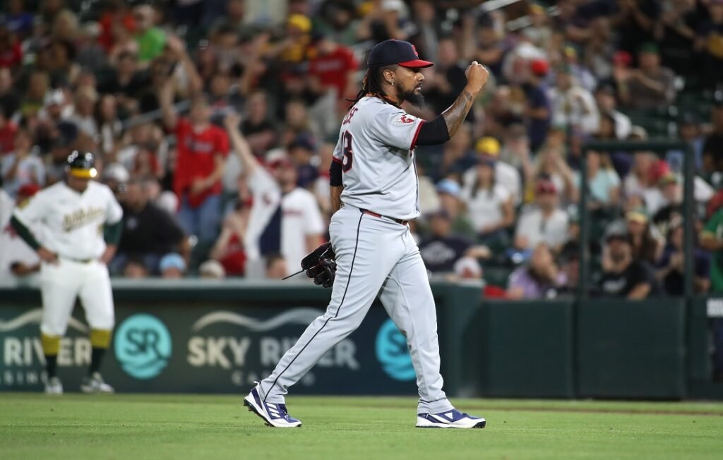 Emmanuel Clase y Luis Ortiz acusados por participar en un sistema de apuestas 1 Emmanuel Clase