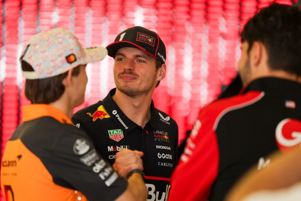 Verstappen aconseja a Piastri: “Que mande al diablo a McLaren si le exigen apoyar a Norris” 2 f1 grand prix of mexico 1