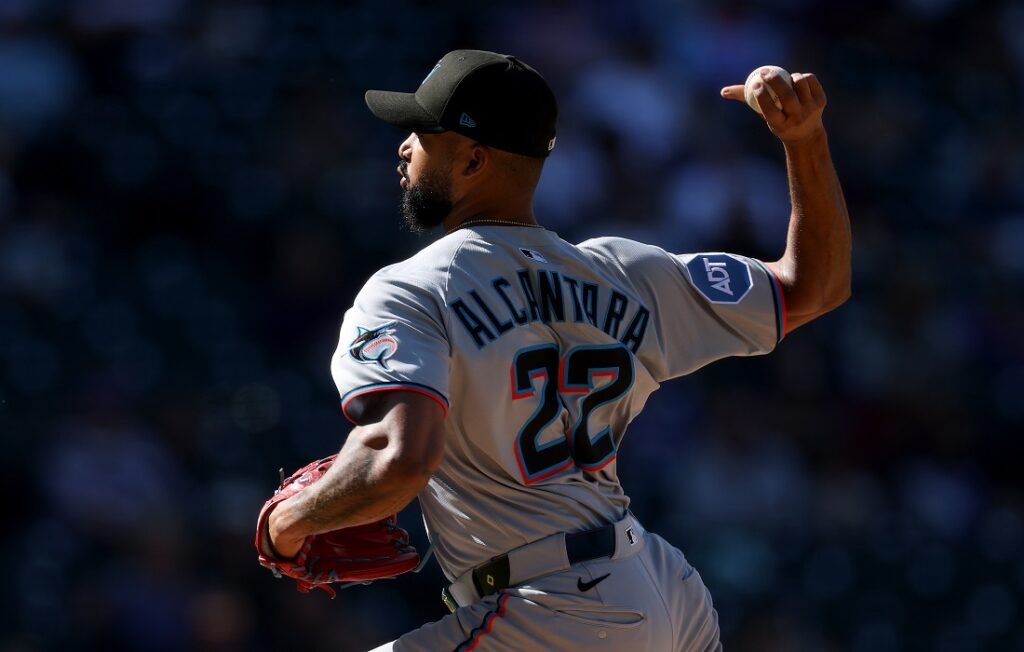 MLB: Dos históricas franquicias tienen en la mira a Sandy Alcántara 2 Sandy Alcántara