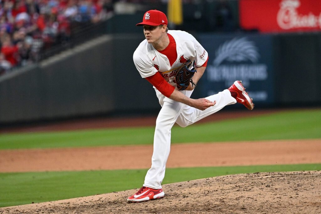 Cachorros de Chicago desembolsan casi 15 millones para firmar a Phil Maton 1 Phil Maton pasa a los Cachorros de Chicago