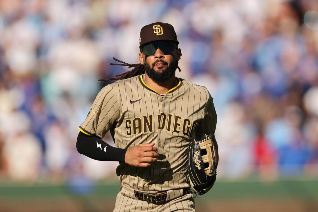 Fernando Tatis Jr. y Bobby Witt Jr. son los Guantes de Platino 2025 1 Fernando Tatis Jr.