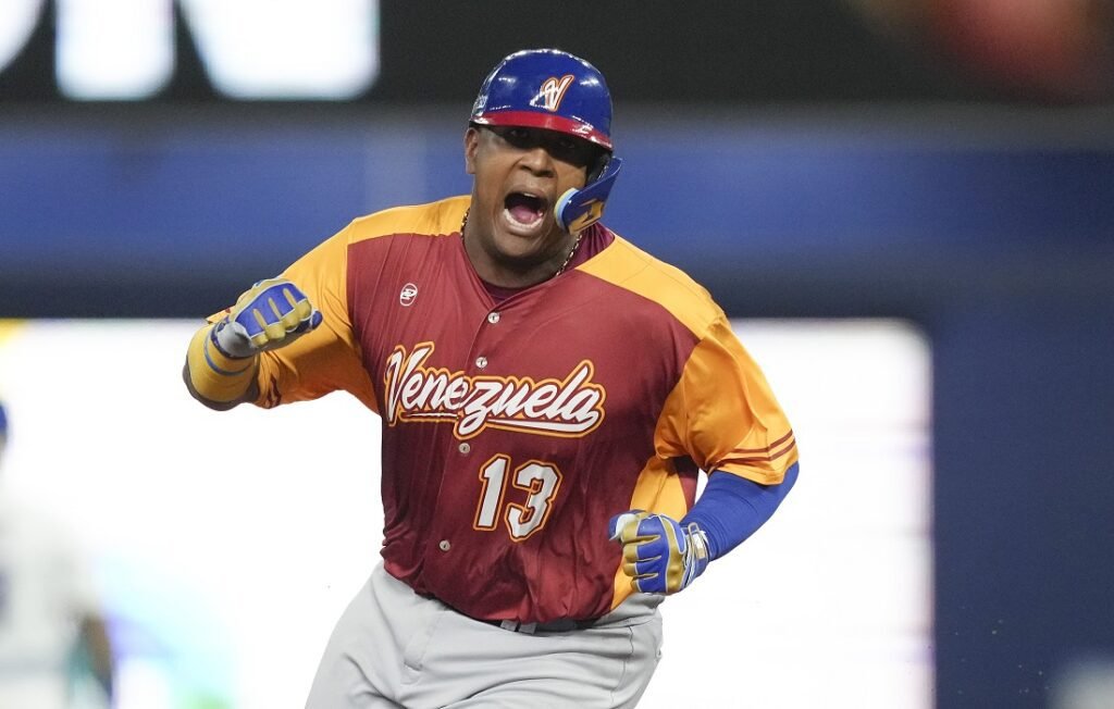 Salvador Pérez elegido como capitán de Venezuela para el Clásico Mundial de Béisbol 5 Salvador Pérez