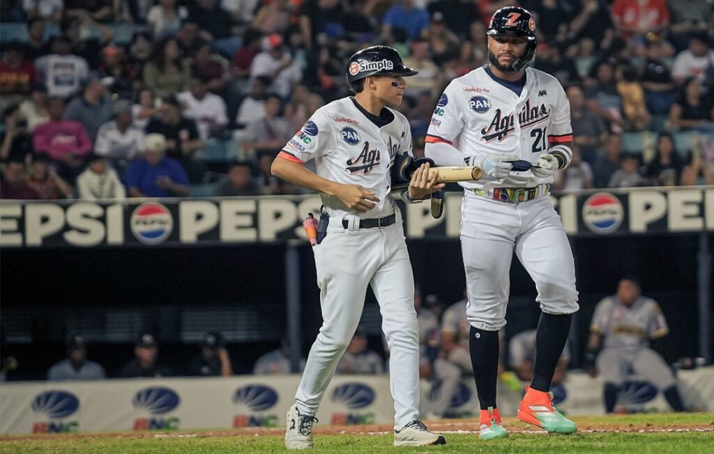 LVBP: Tigres aprieta batalla por la clasificación al vencer a Magallanes 2 Chourio Jackson 03 Abrir 1
