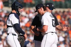 Home 16 Tigres de Detroit