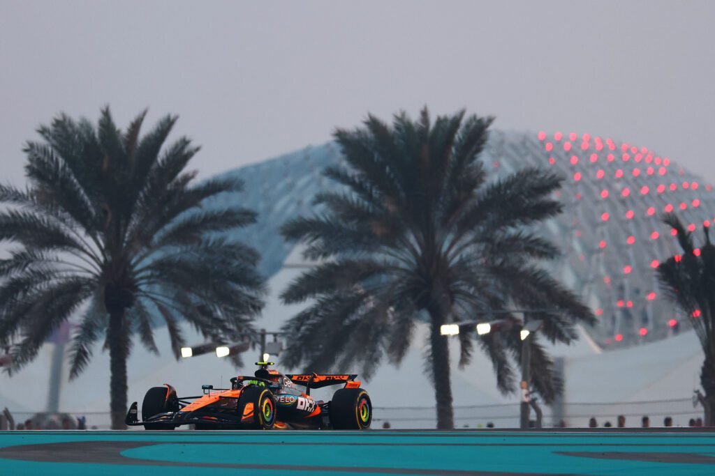 Lando Norris lidera el primer día de prácticas en Abu Dhabi 4 Norris