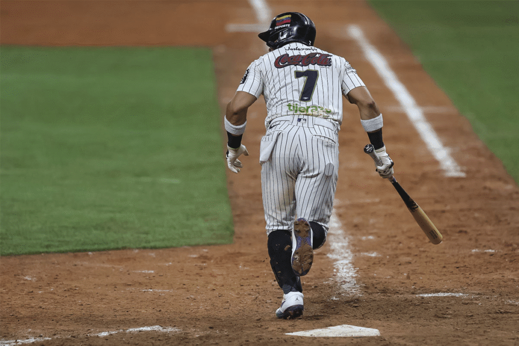 Magallanes refuerza su barco con Torres, Tovar y Cedeño para el Round Robin 2 image 46
