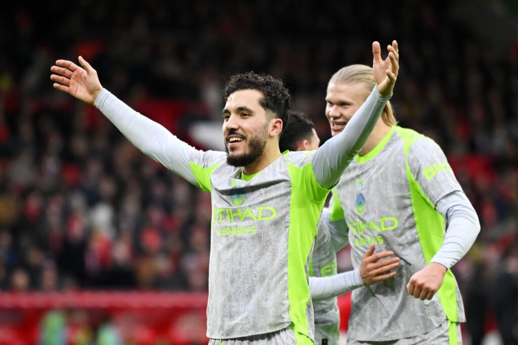 Arsenal sigue en la cima de la Premier League con el City al acecho 2 nottingham forest v manchester city premier league