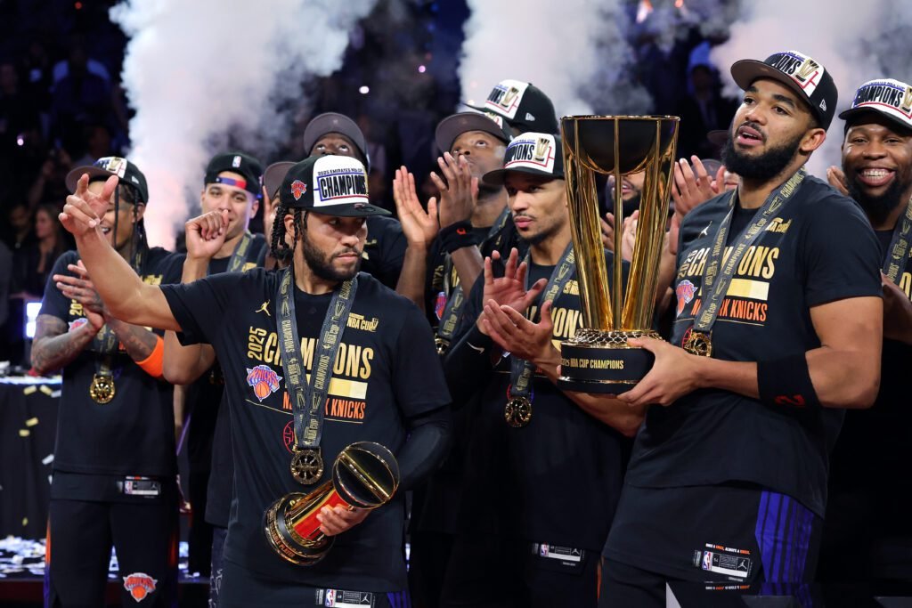 Knicks vuelve a ganar un título tras más de 50 años: Campeones de la NBA Cup 1 Knicks