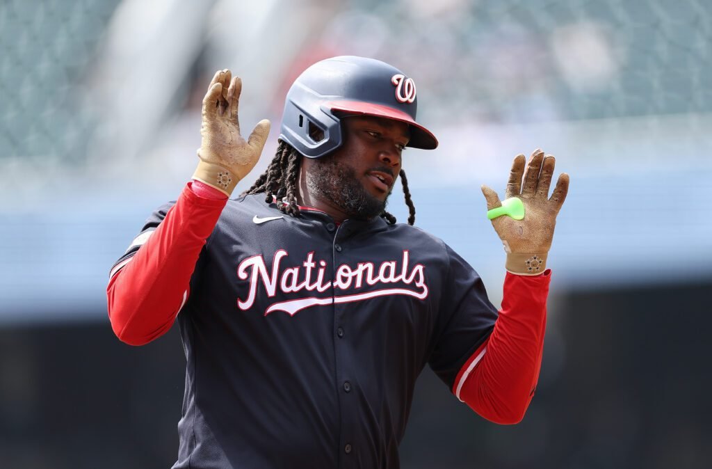 Josh Bell se une a Mellizos de Minnesota por contrato de siete millones 1 Josh Bell firma con Mellizos de Minnesota