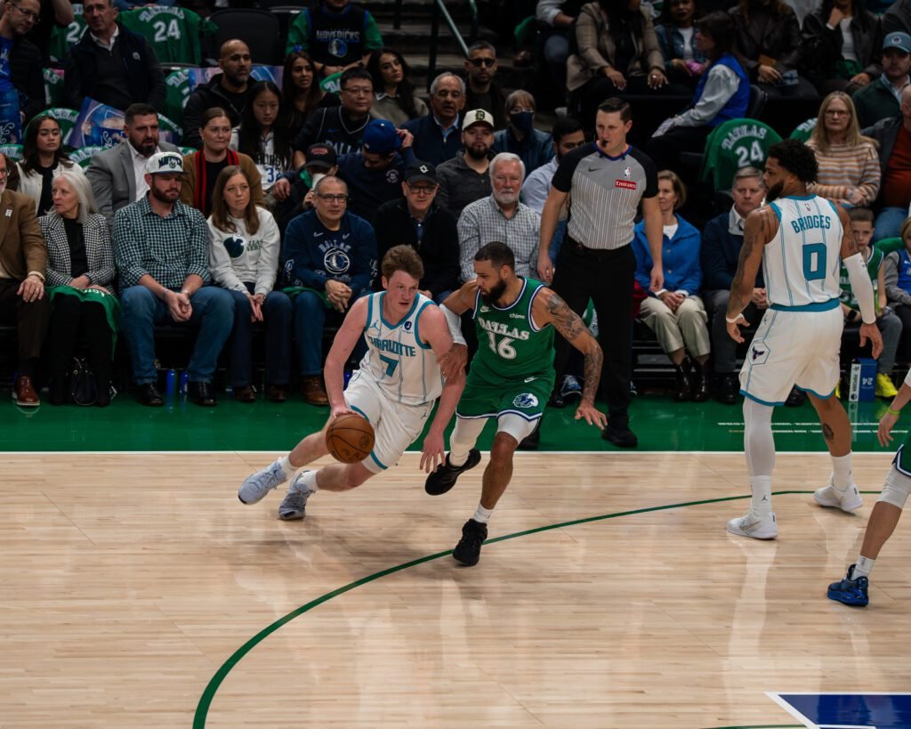 Batalla por el Rookie del Año: Kon Knueppel le arrebata la gloria a un histórico Cooper Flagg (Fotos) 6 DSC7665