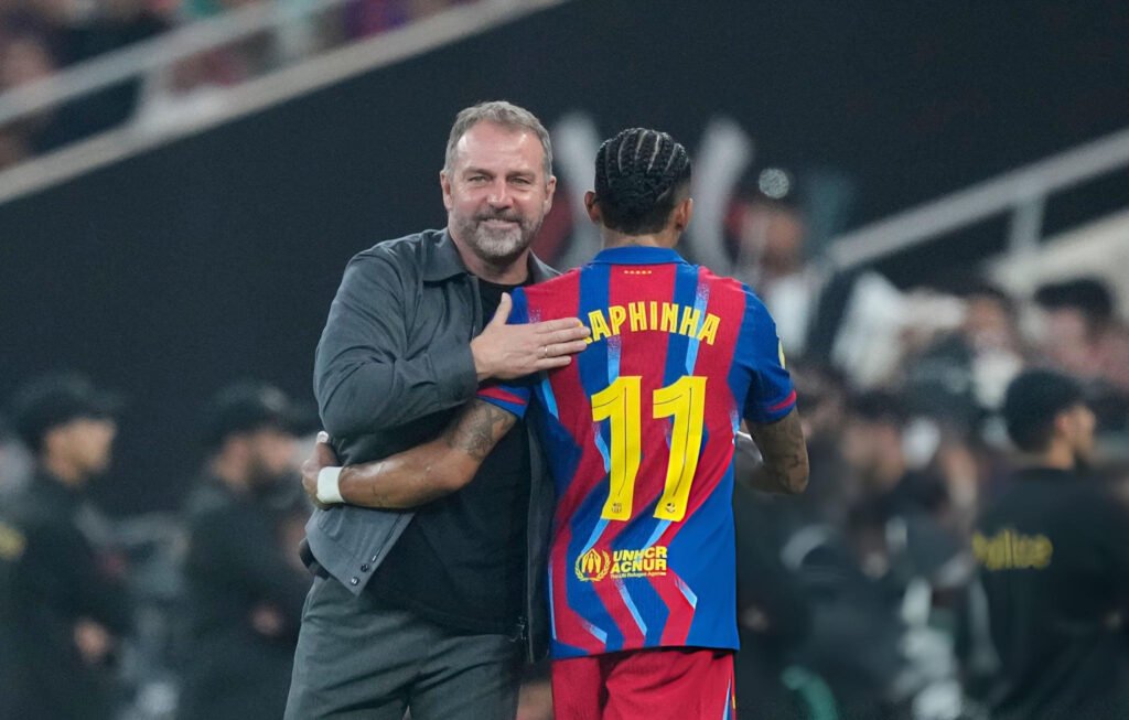 Barcelona hizo polvo a la defensa del Athletic: ganó 5-0 1 Raphinha anotó doblete en la victoria de Barcelona sobre el Athletic.