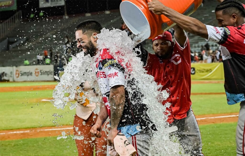 LVBP: tres equipos se pelean por un pase a la Gran Final 9 LVBP