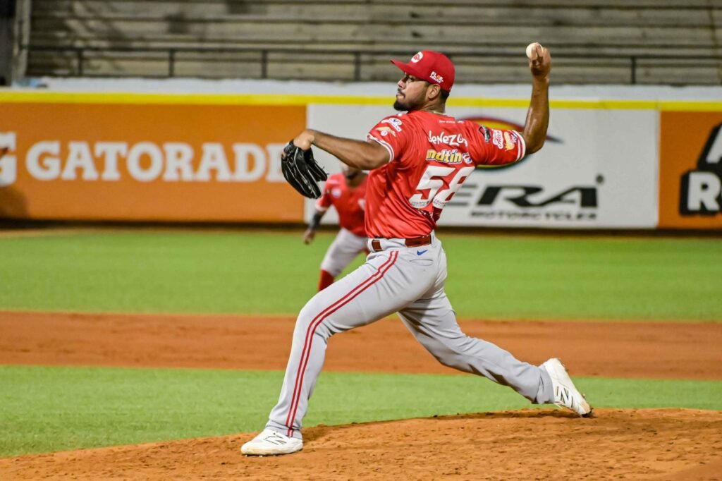 Cardenales de Lara confirma su invicto con victoria ante Bravos de Margarita 1 Wilmer Font de Cardenales de Lara