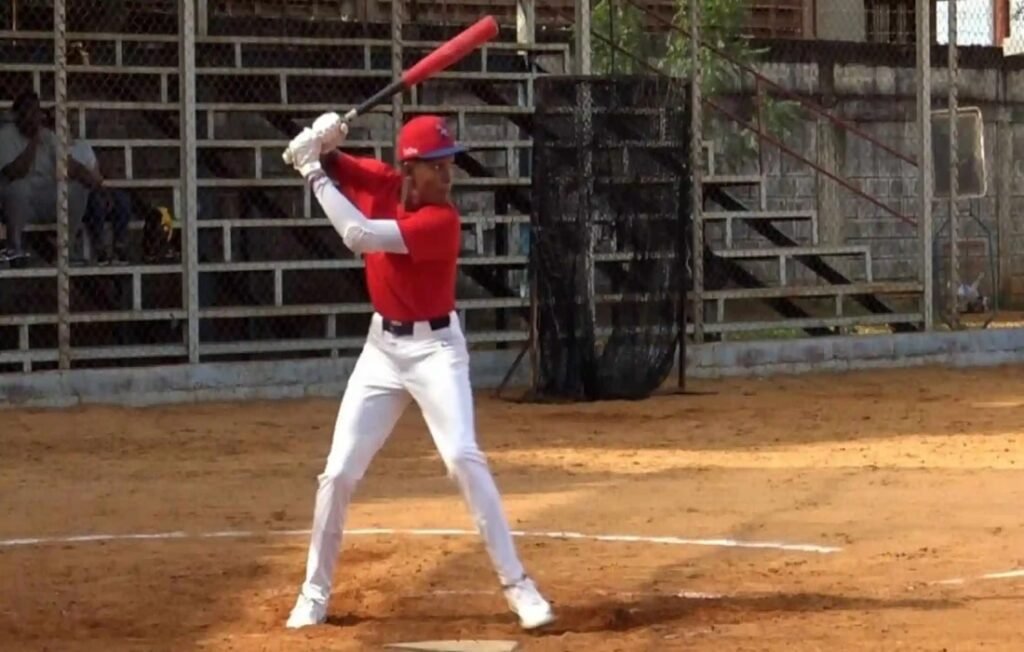 MLB: Tres de los mejores prospectos venezolanos firmaron su primer contrato 2 MLB