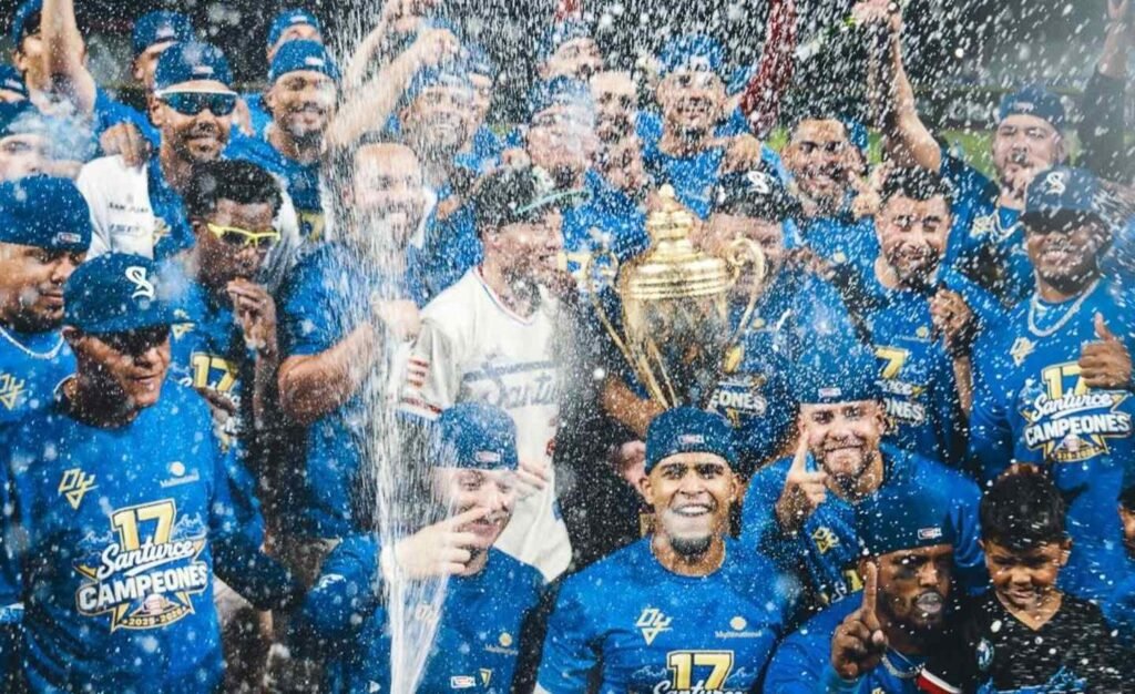 Omar López y César Collins se consagran campeones en la LBPRC con Cangrejeros de Santurce 1 Omar López campeón con Cangrejeros de Santurce