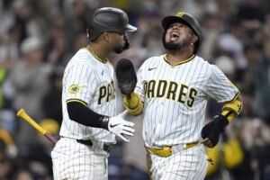 Guardianes de Cleveland va por Luis Arráez