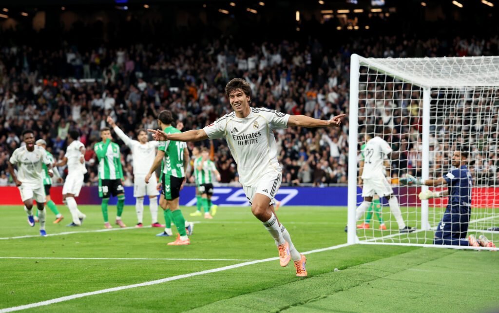Gonzalo García firma un hat-trick en la goleada del Madrid al Betis 1 García