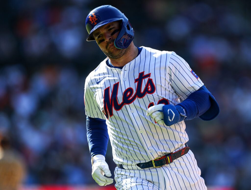 Trío de receptores venezolanos evitan arbitraje en MLB con acuerdos millonarios 8 Gabriel Moreno evita el arbitraje salarial