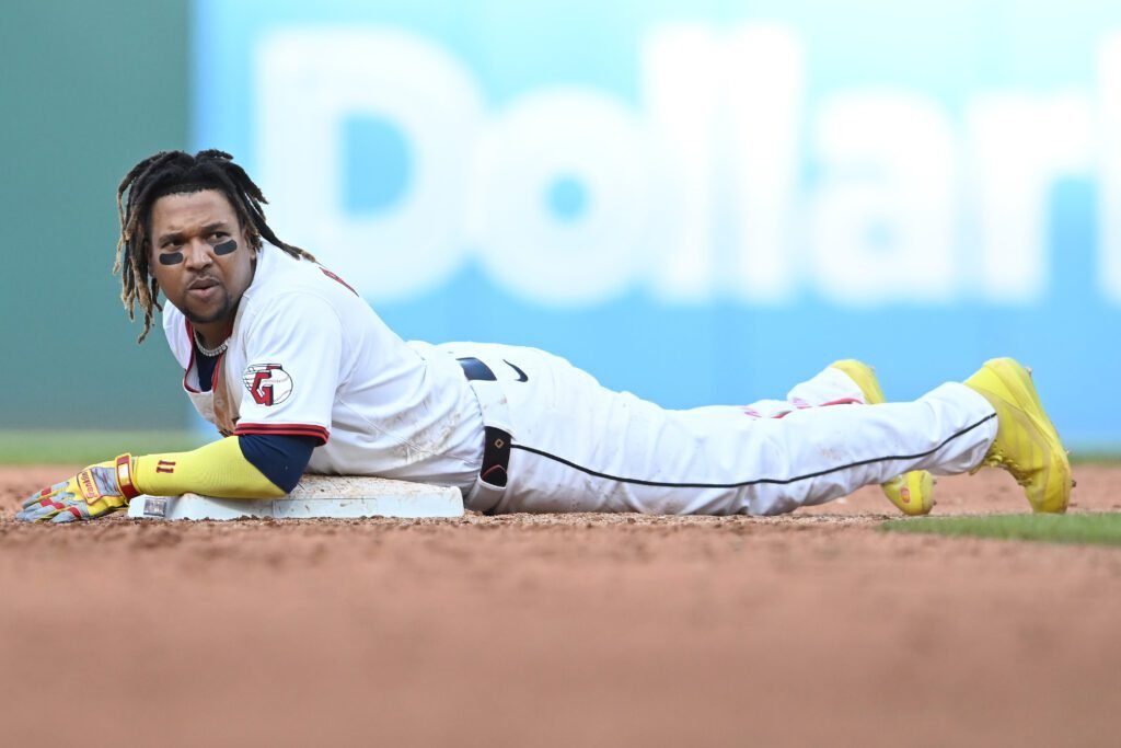 Los Guardianes de Cleveland buscan reforzar su lineup con Luis Arráez 1 Guardianes de Cleveland va por Luis Arráez