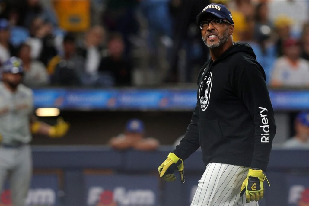 José Alguacil terminó su etapa como entrenador de Leones del Caracas 2 José Alguacil