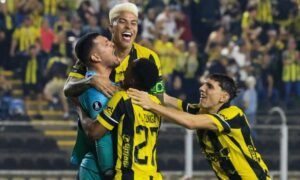 Camargo fue el héroe del Táchira ante The Strongest.