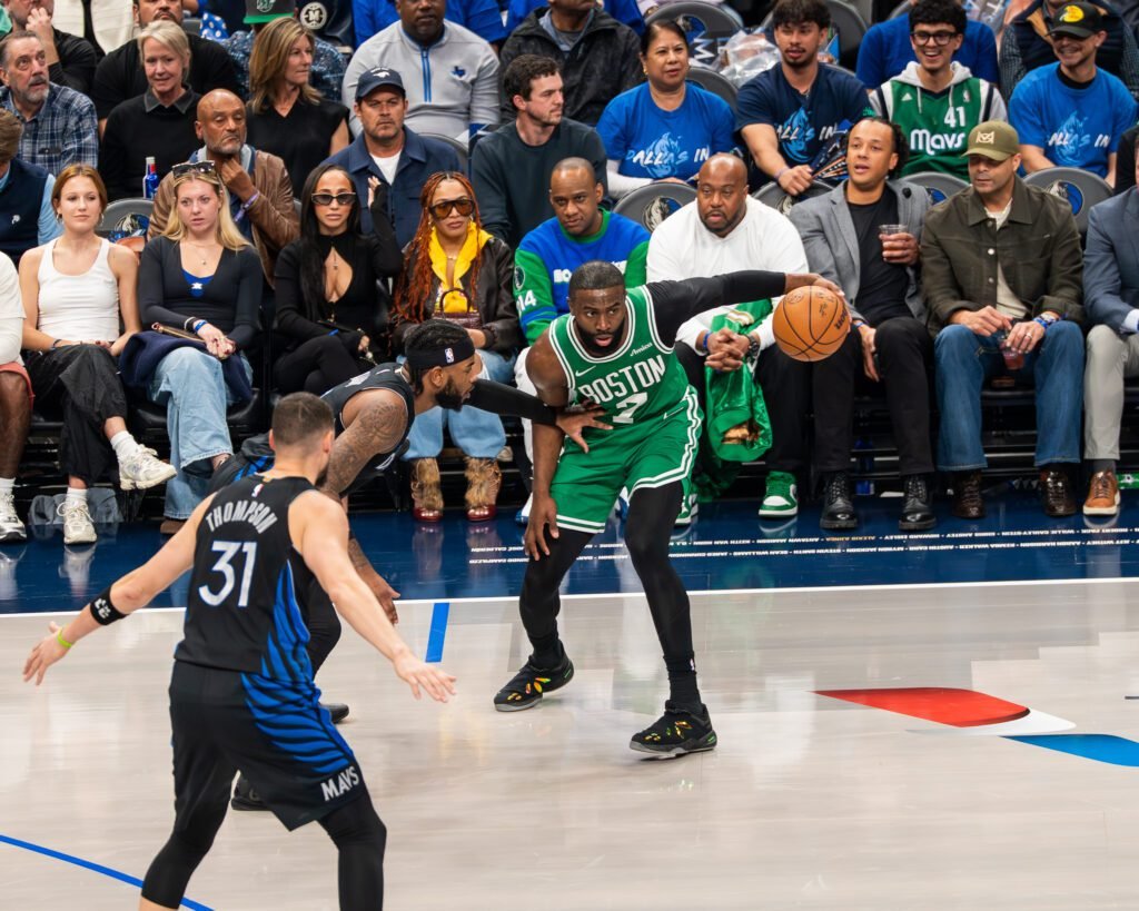 Boston impone su jerarquía y despacha a Dallas con autoridad (Fotos) 2 DSC7993