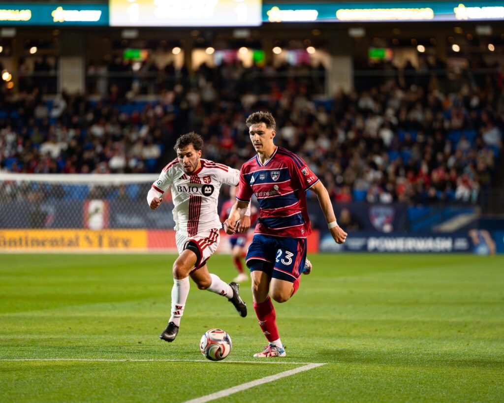 Musa y Farrington dictan sentencia: Dallas inicia el 2026 con paso firme (Fotos) 4 DSC9654