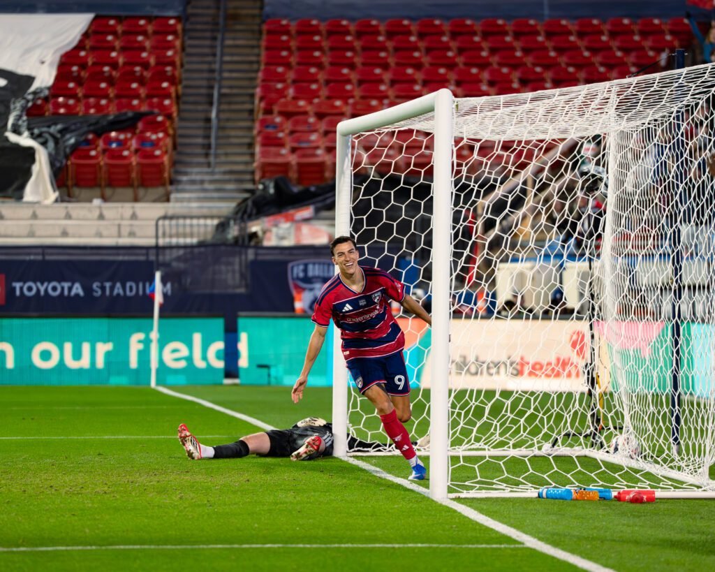 Musa y Farrington dictan sentencia: Dallas inicia el 2026 con paso firme (Fotos) 7 DSC9920